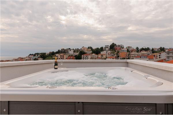 House K1, for 8 persons