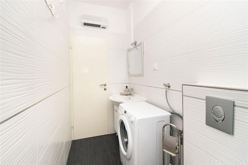 Apartment A1, for 6 persons