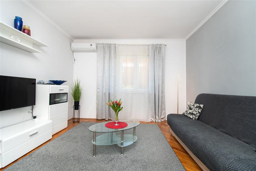 Apartment A1, for 6 persons