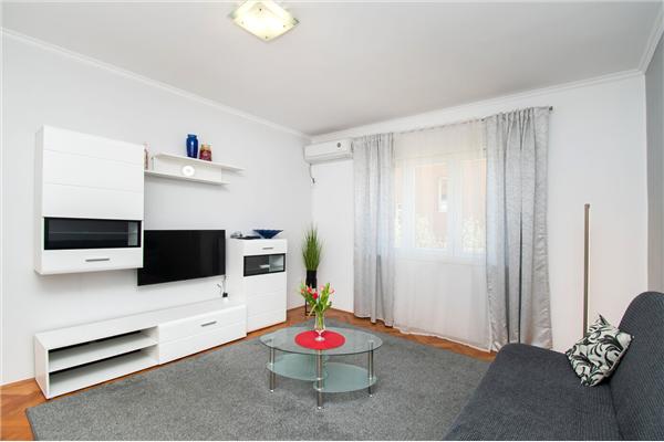 Apartment A1, for 6 persons