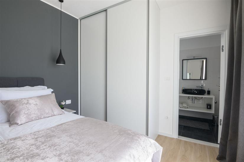 House K1, for 8 persons