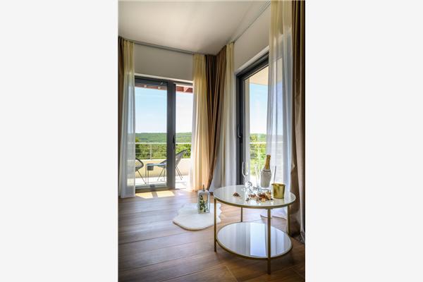 House K1, for 8 persons