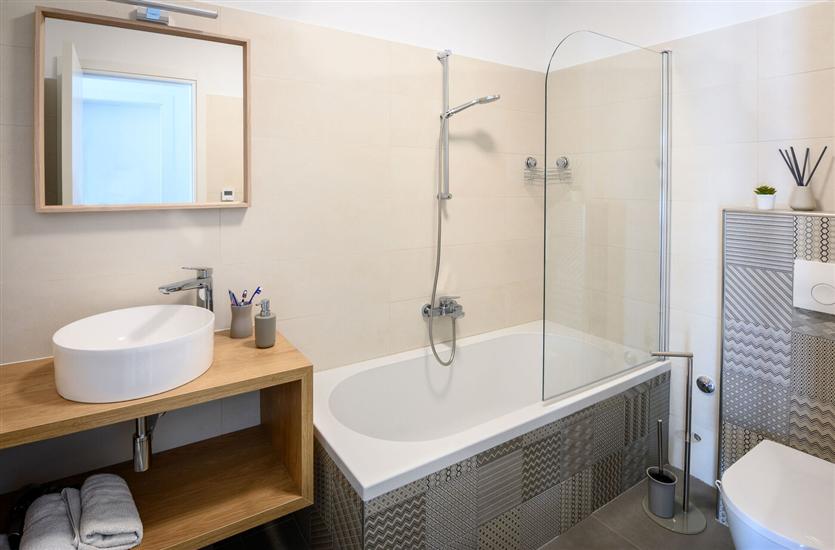 House K1, for 8 persons