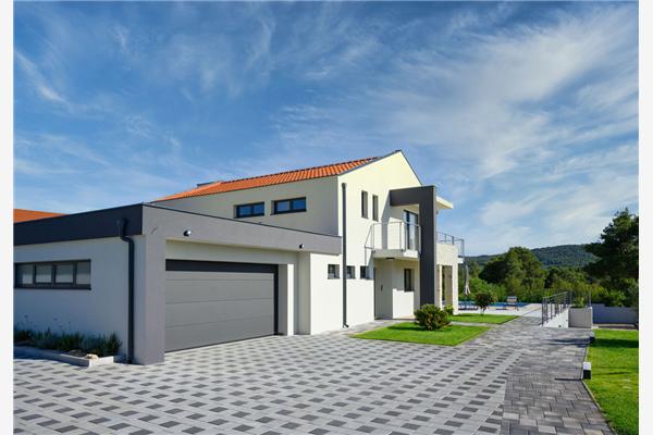 House K1, for 8 persons