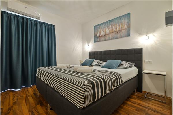 Apartment A1, for 8 persons