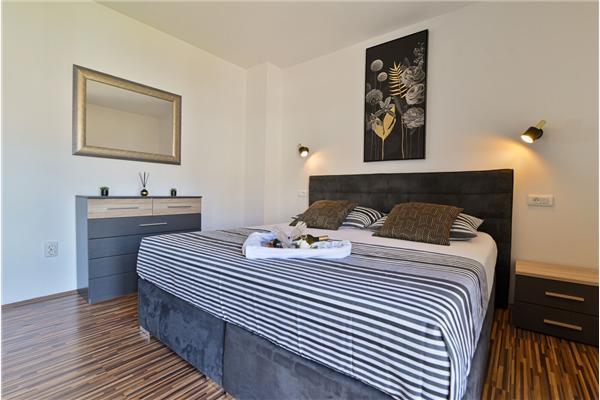 Apartment A1, for 8 persons