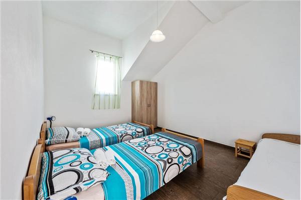 House K1, for 8 persons