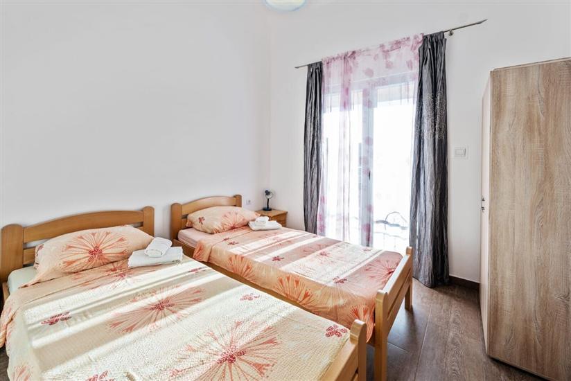 House K1, for 8 persons