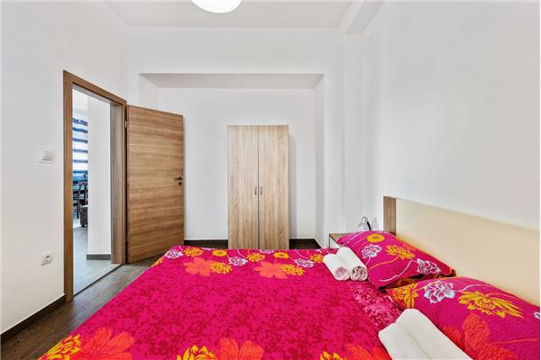 House K1, for 8 persons