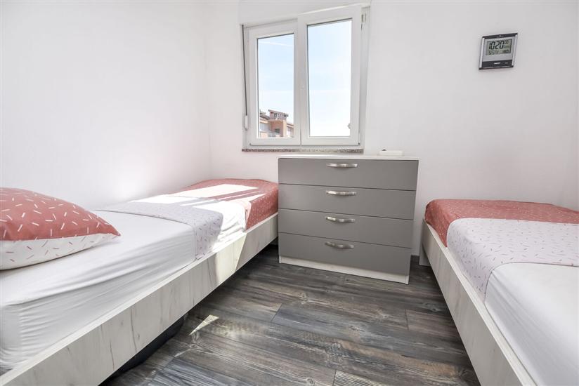 Apartment A4, for 5 persons