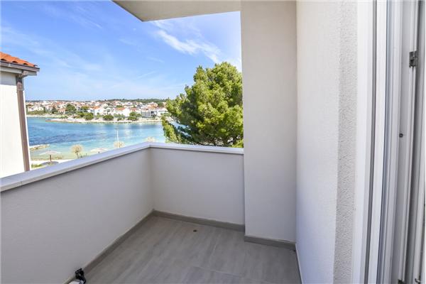 Apartment A4, for 5 persons