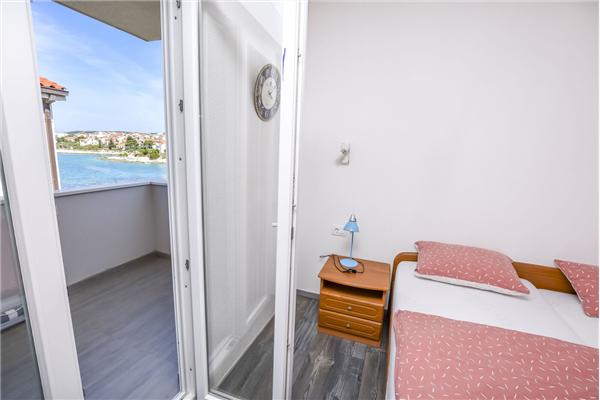 Apartment A4, for 5 persons