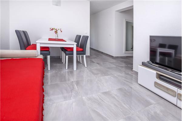 Apartment A4, for 5 persons