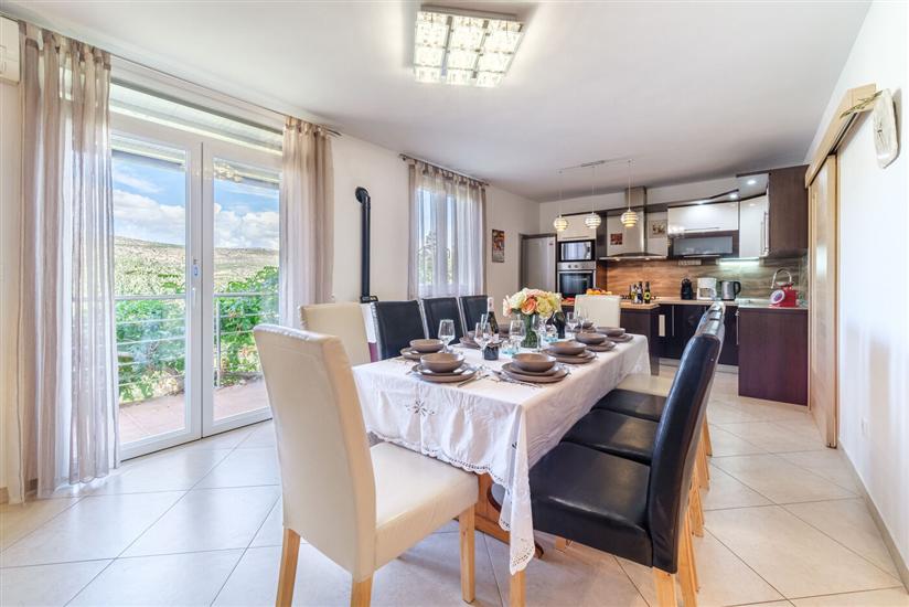 House K1, for 11 persons