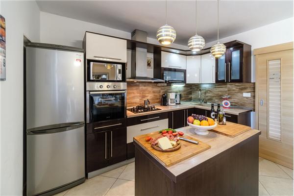 House K1, for 11 persons