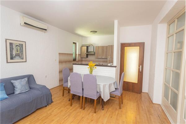 Apartman A2, za 4 osoba/e