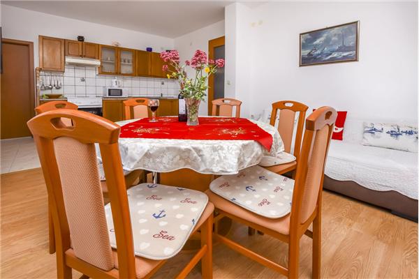 Apartment A1, for 6 persons