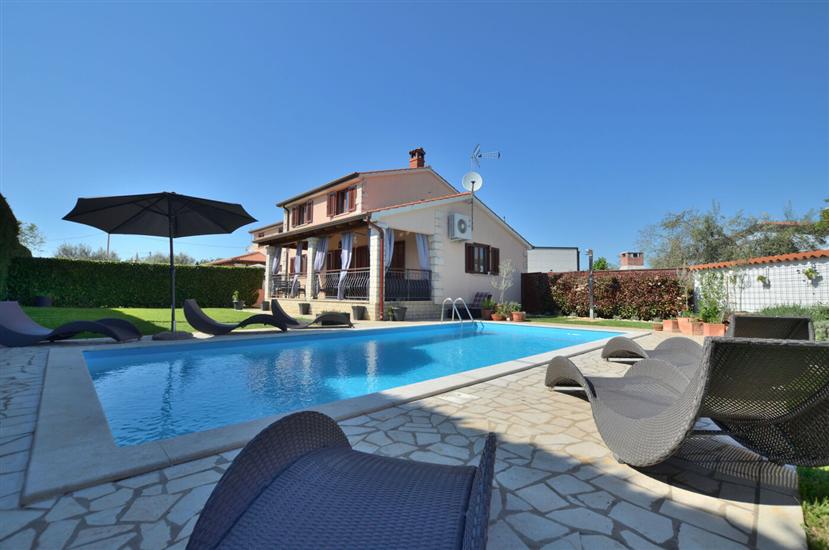 Villa Mia