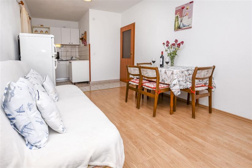 Apartment A2, for 4 persons