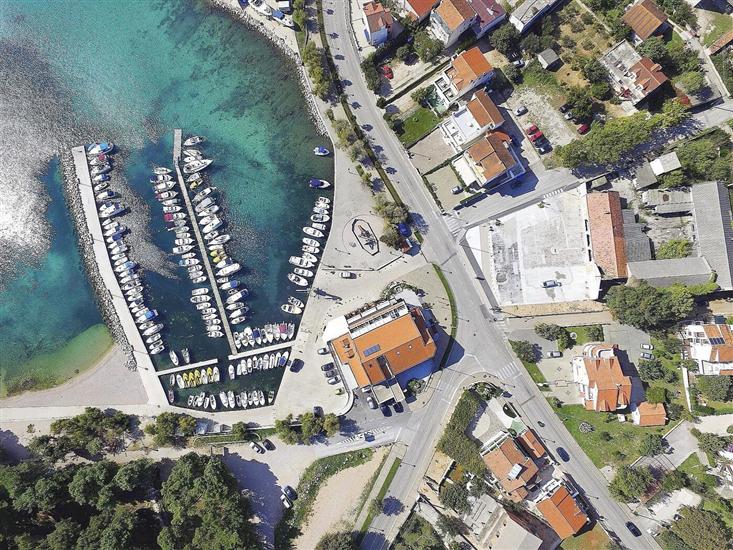 Apartmani Near Hangar beach