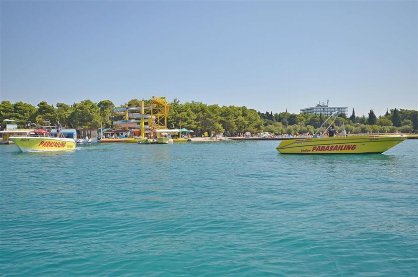 Apartmani Near Hangar beach