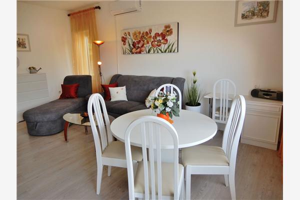 Apartment A1, for 4 persons
