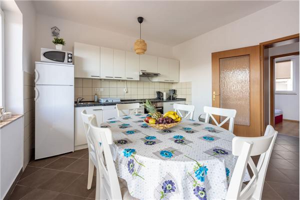 Apartment A2, for 6 persons