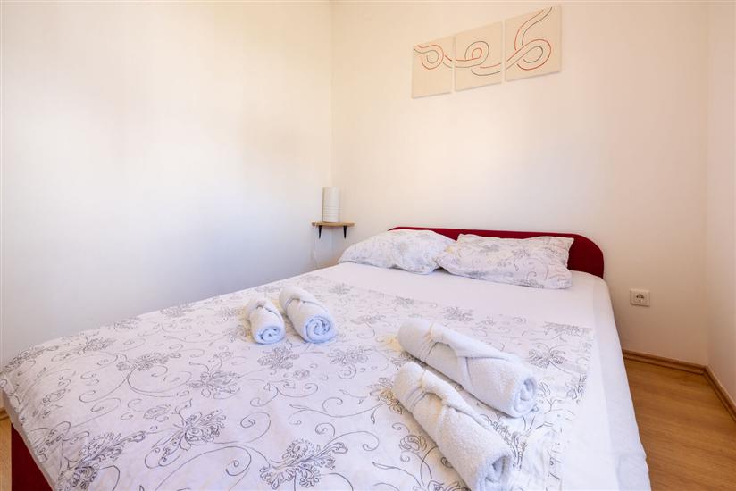 Apartment A2, for 6 persons