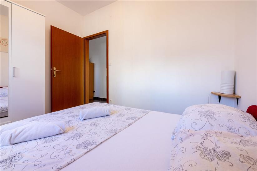 Apartment A2, for 6 persons