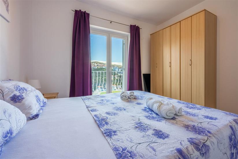 Apartment A2, for 6 persons