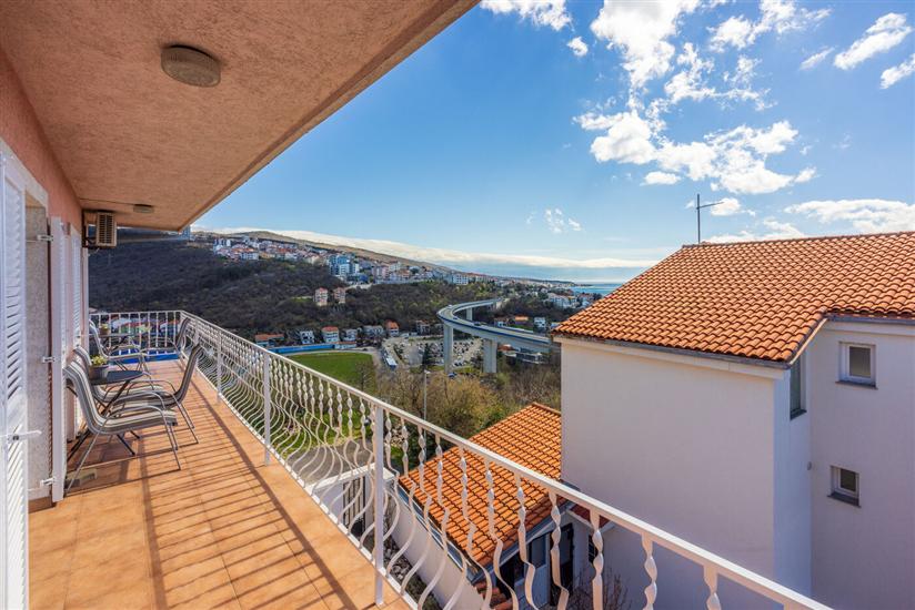 Apartment A2, for 6 persons