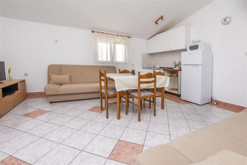 Apartment A2, for 4 persons