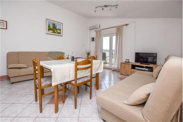 Apartment A2, for 4 persons