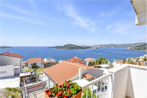 Apartment A2, for 4 persons