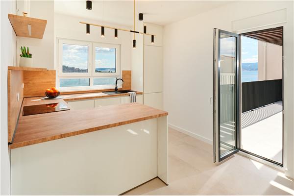 House K1, for 12 persons