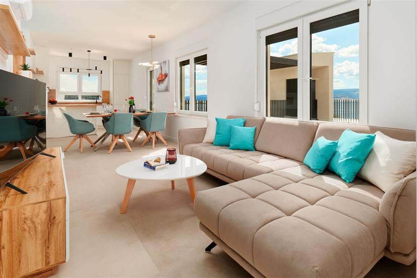 House K1, for 12 persons