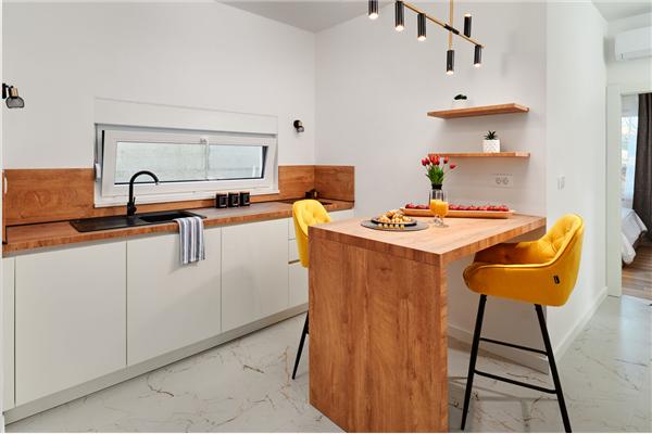 House K1, for 12 persons