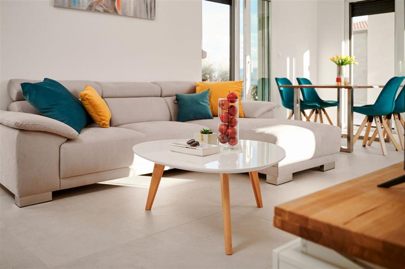 House K1, for 12 persons