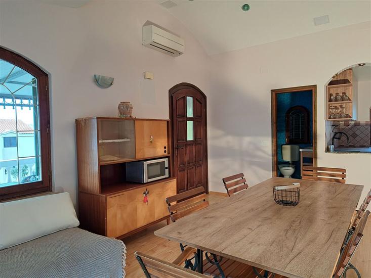 Apartment A3, for 5 persons