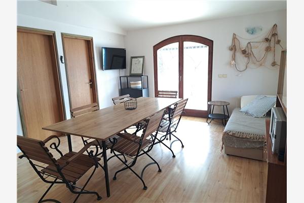 Apartment A3, for 5 persons