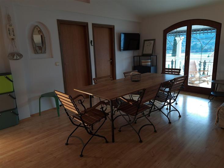 Apartment A3, for 5 persons