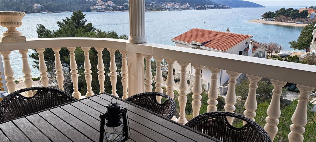 Apartment A3, for 5 persons