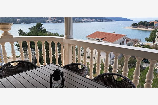 Apartment A3, for 5 persons