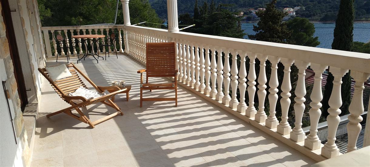 Apartment A3, for 5 persons