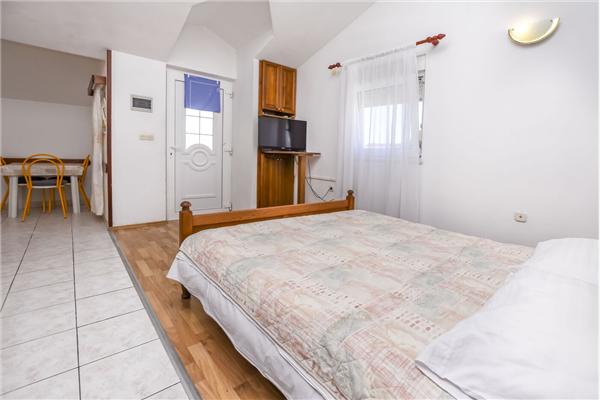 Apartment A1, for 3 persons