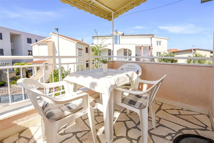 Apartment A2, for 3 persons