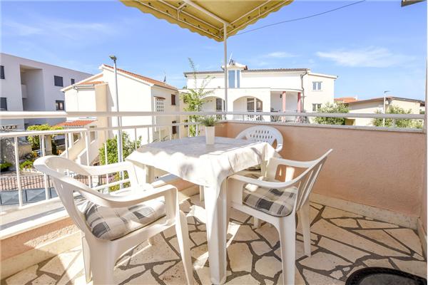 Apartment A2, for 3 persons