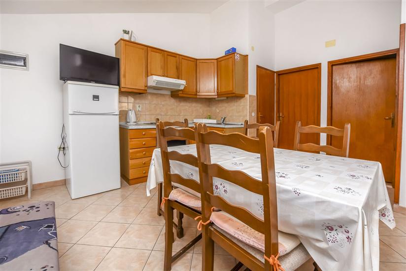 Apartment A3, for 5 persons