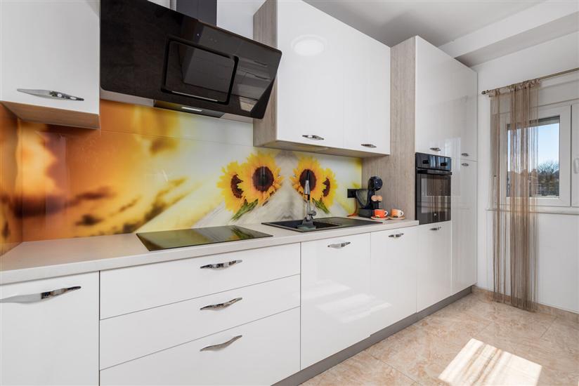 House K1, for 10 persons