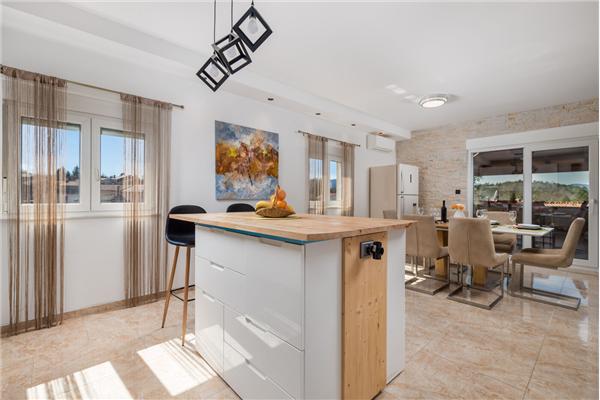 House K1, for 10 persons